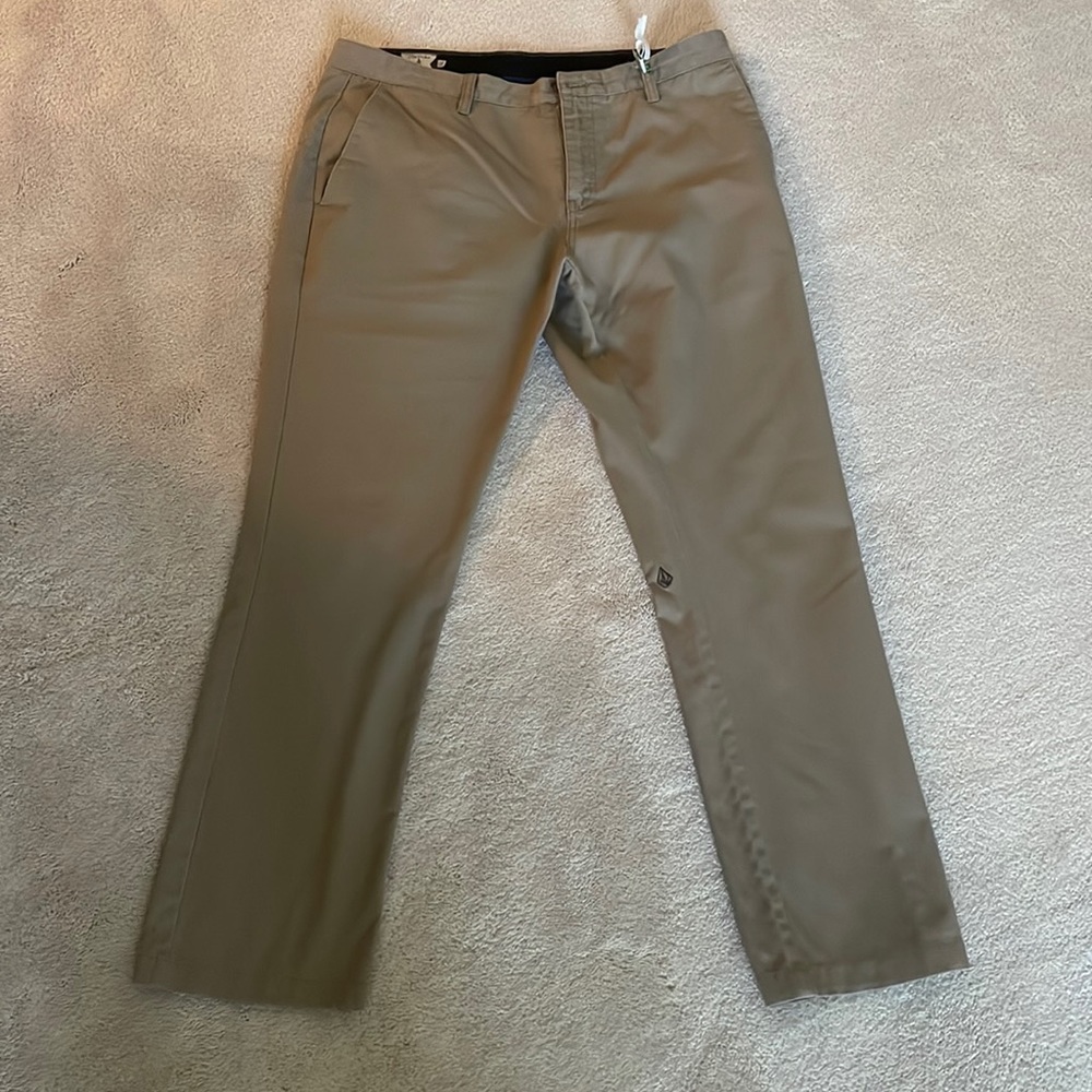 Volcom khaki pants